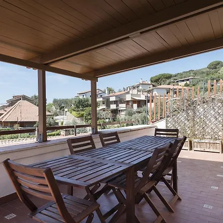 Villa Con Terrazza Vista Mare Castiglione della Pescaia Exterior photo